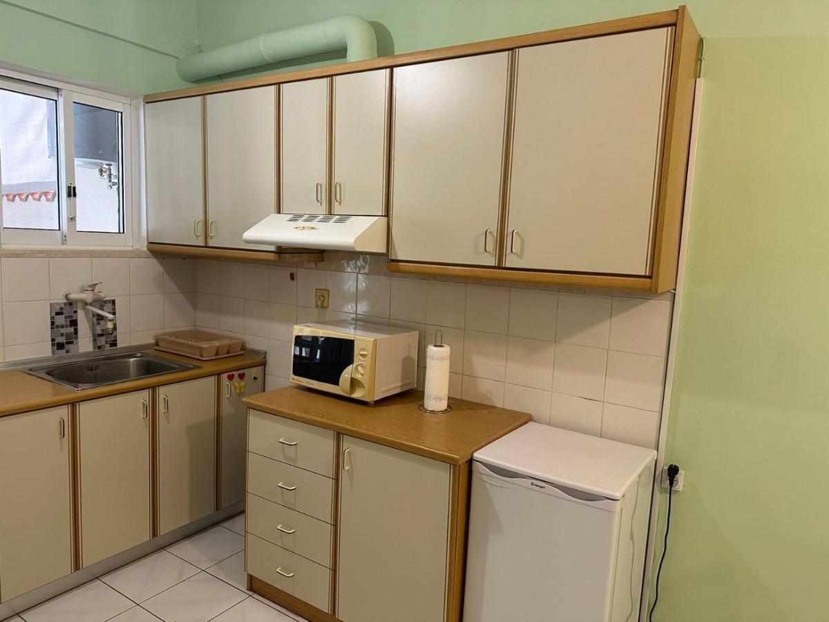 La Vita Apartments-Near Airport & Sea อาร์เตมีดา ภายนอก รูปภาพ
